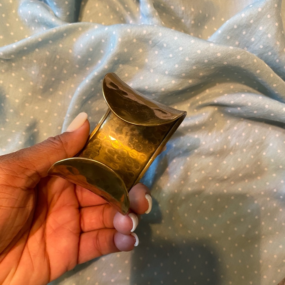 Cuff bracelet - Picture 3 of 3
